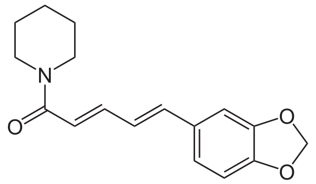 Piperine chemical structure. By NEUROtiker [1] Public Domain], via Wikimedia Commons